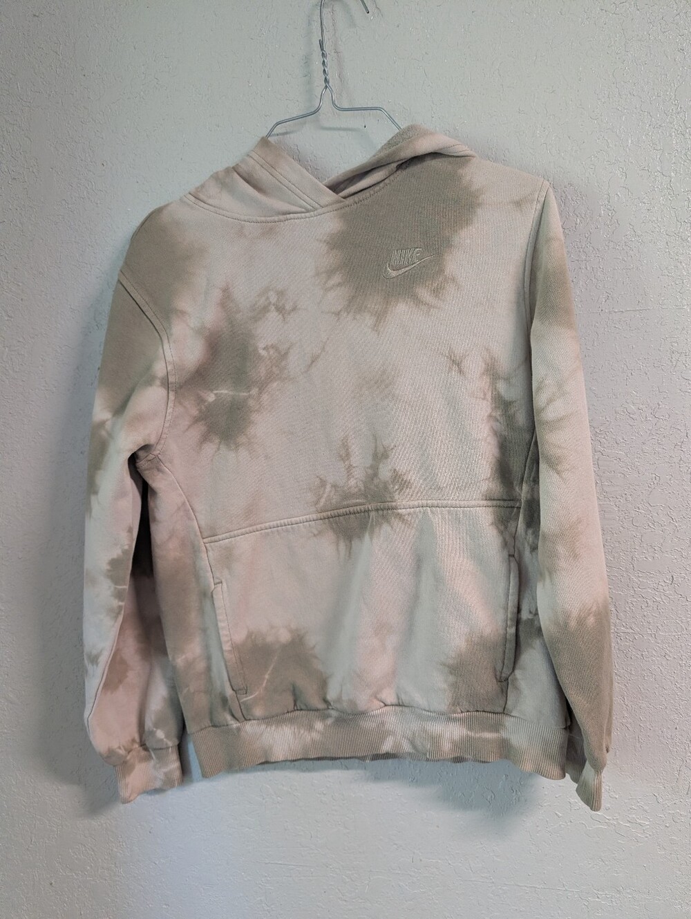 Nike Tie-Dye Hoodie L Beige Tan Basic Casual Athleisure Kangaroo Pocket Capsule